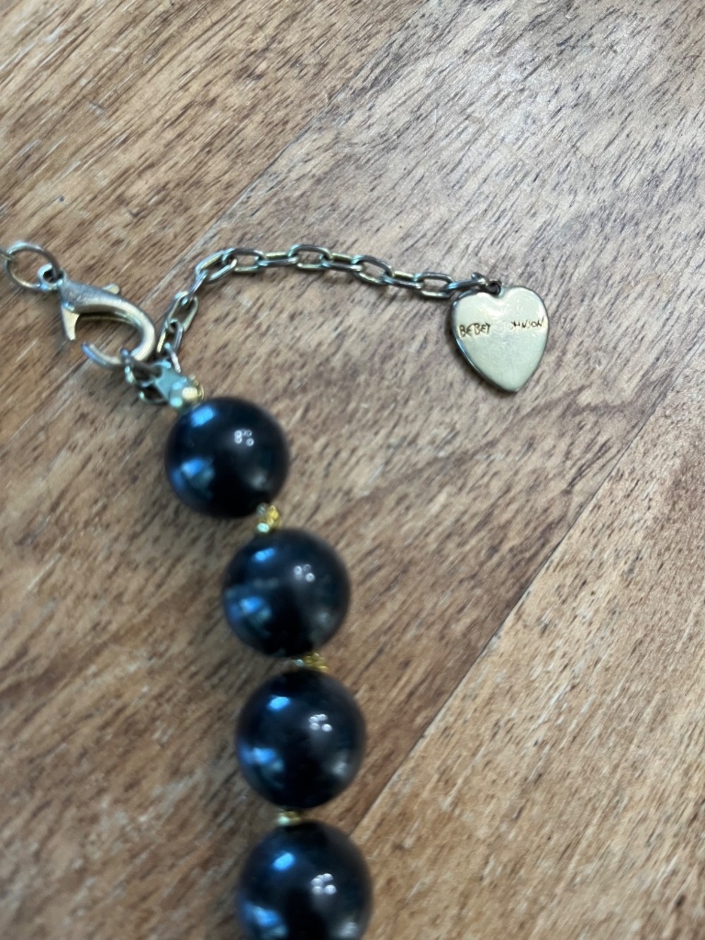 Betsey Johnson Black Peal Heart Necklace - Picture 3 of 6